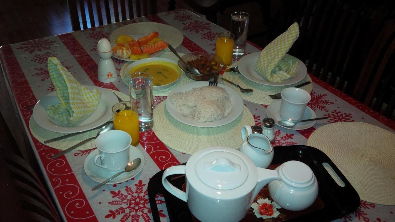 Jayawimana Apartment แคนดี้ ภายนอก รูปภาพ